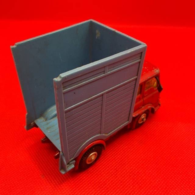 vintagetoy_68886.jpg