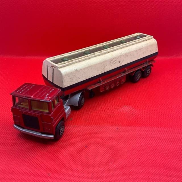 MB Super Kings Texaco Tanker with Scammell T...