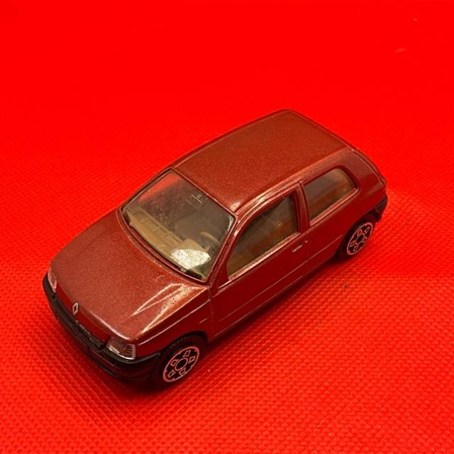 Burago No 4130 Italy Renault Clio Rt Red 1 4...