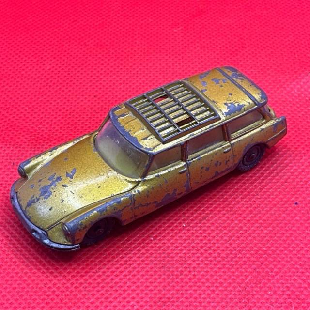 Husky Citroen Safari 1965-1967 Gold
