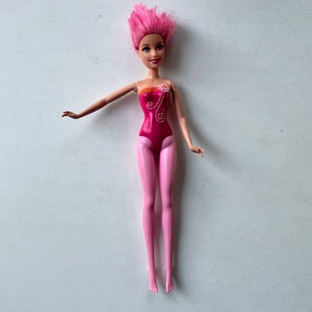 2010 Barbie A Fairy Secret Pink Hair Permane...