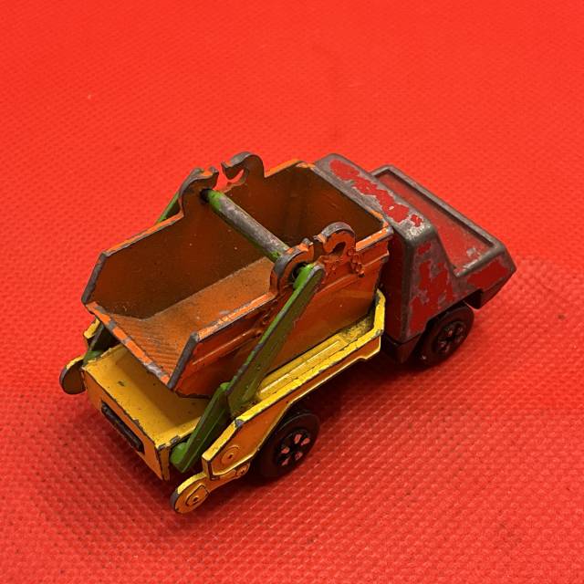 vintagetoy_70176.jpg