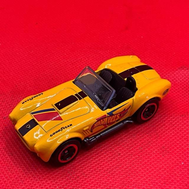 HL Yellow Shelby Cobra 427 SC GHC75 2019 Mal...