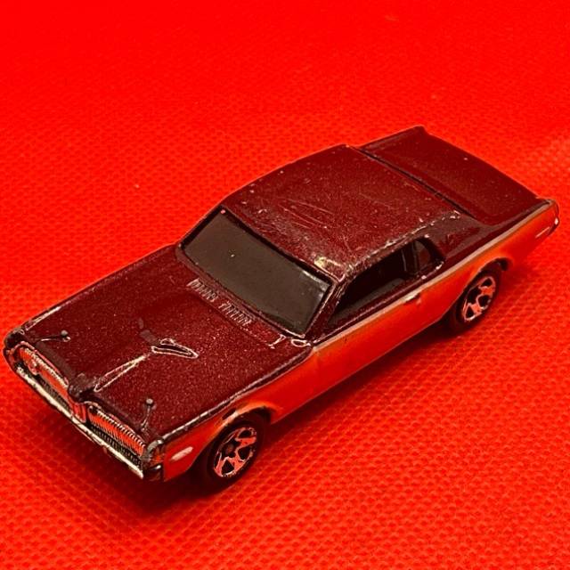 HL Maroon 68 Cougar 2001 Thailand