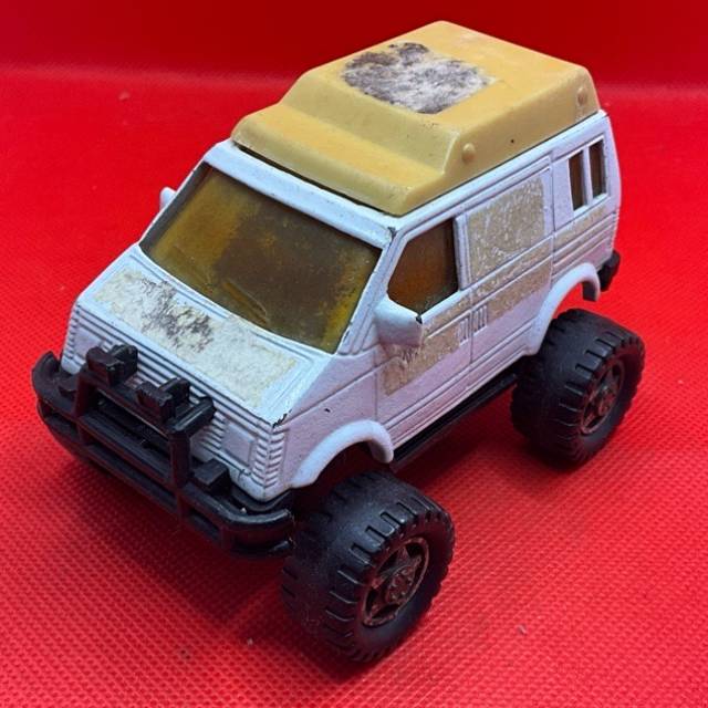 1988 Remco Toys 911 Ambulance 4x4