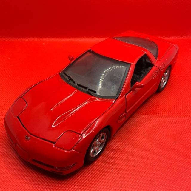 Welly 1999 Red CHEVROLET CORVETTE 1 24 Scale...
